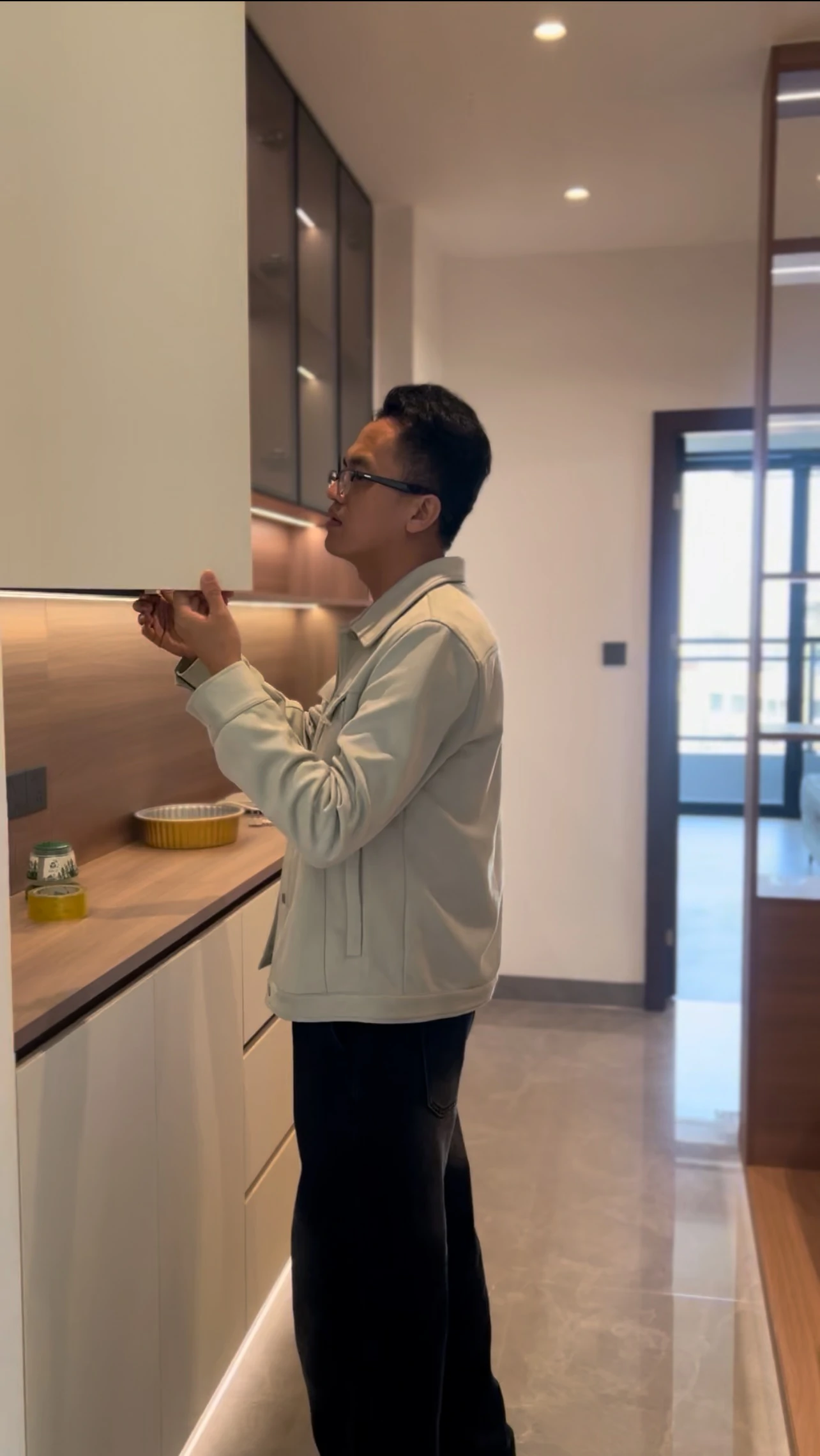 Image of No New Order Today, But I Fixed a Cabinet Hinge For My Old Client — Totally Worth It