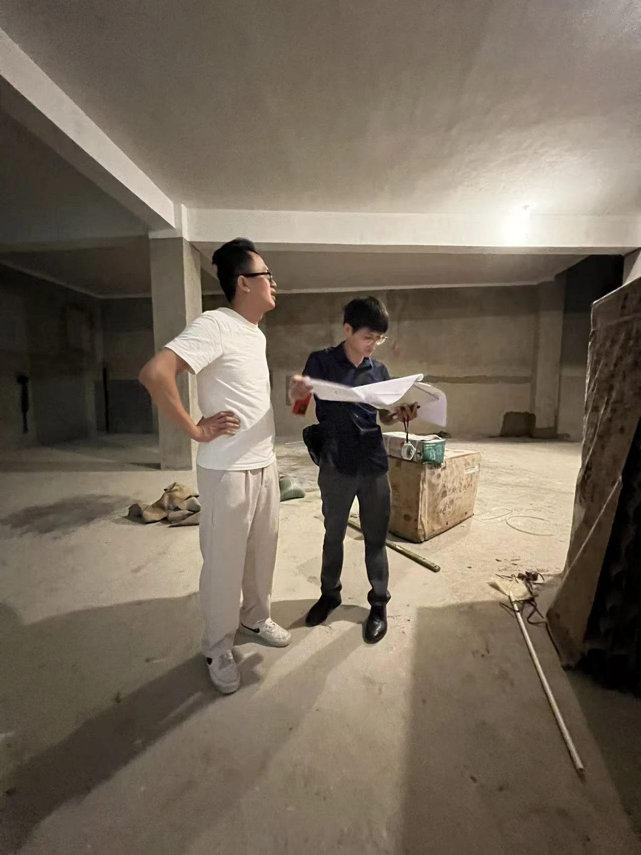 Image of The 8 AM Routine of A Whole-House Customization Factory Owner: Measuring Homes, Or En Route To Measur.